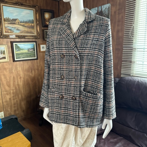 Oversized Tweed Double Breasted Blazer - Picture 3 of 9